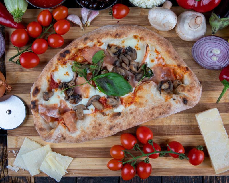 Poza Pizza Luna di Napoli medie
